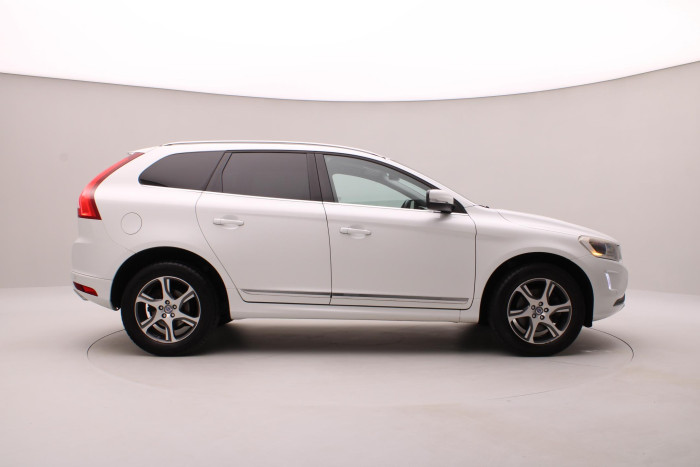 Volvo XC60 D5 AWD SUMMUM AUT CZ 2.4 d Summum