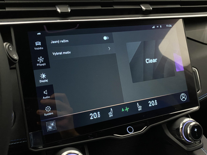 Lynk & Co 01 PHEV DCT REZERVACE