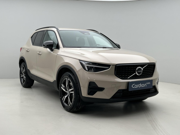 Volvo XC40 B3 DARK PLUS AUT
