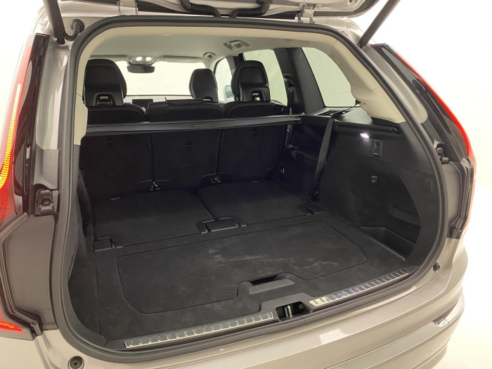 Volvo XC90 B5 AWD PLUS BRIGHT CZ 1.maj 7M