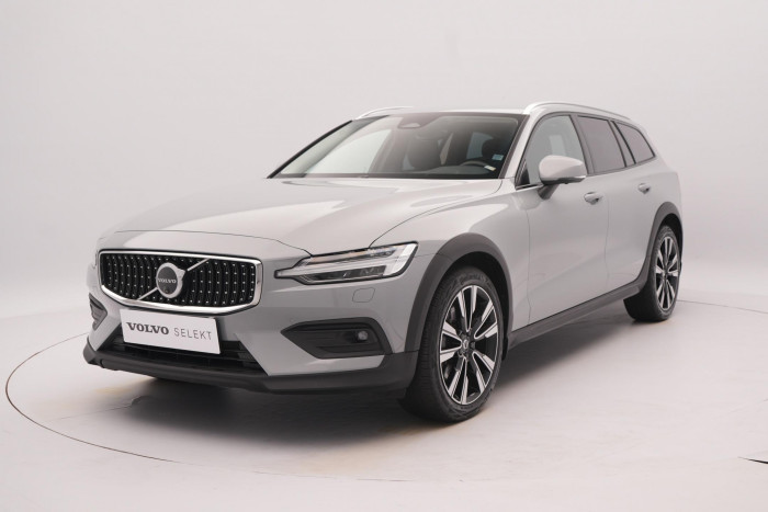 Volvo V60 CC B5 AWD PLUS BRIGHT 1.maj