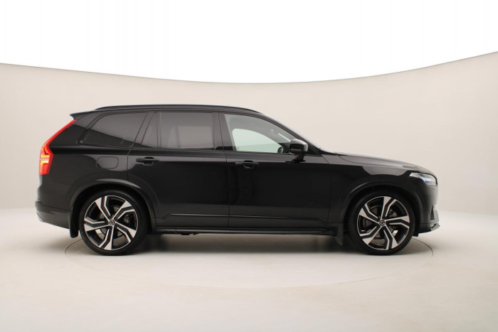 Volvo XC90 B5 AWD ULTIMATE DARK REZERVACE