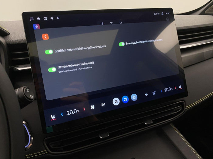 Lynk & Co 01 01 MORE PHEV DEMO