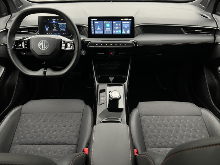 MG MG3 EXCLUSIVE HYBRID+ AUT CZ 1.maj 1.5 Exclusive