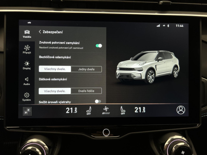 Lynk & Co 01 PHEV DCT AUT 1.maj.