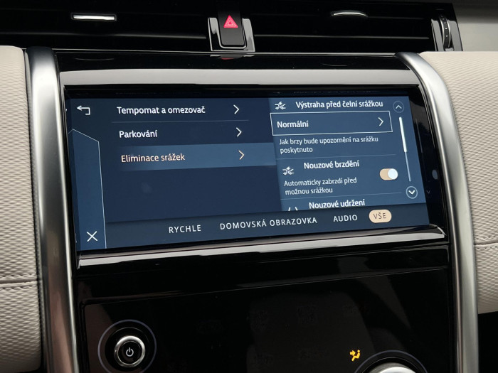 Land Rover Discovery Sport D165 R-DYNAMIC SE CZ APPROVED 2.0 d Dynamic SE