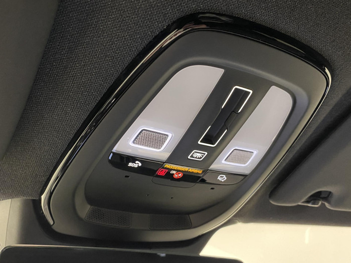 Volvo XC40 B4 AUT PLUS BLACK EDITION