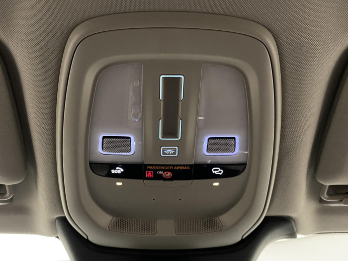 Volvo V90 CC B4 AWD ULTIMATE AUT CZ 2.0 CC CC