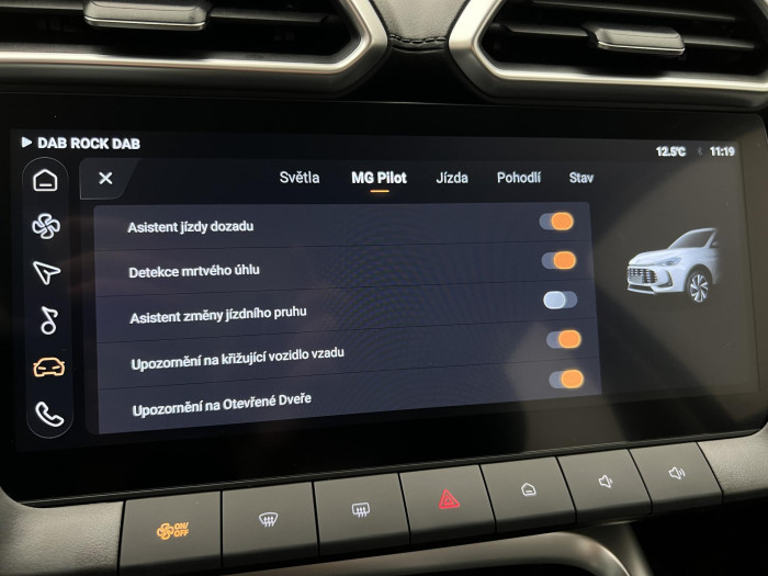 MG ZS 1.5 EMOTION HYBRID+ AUT CZ