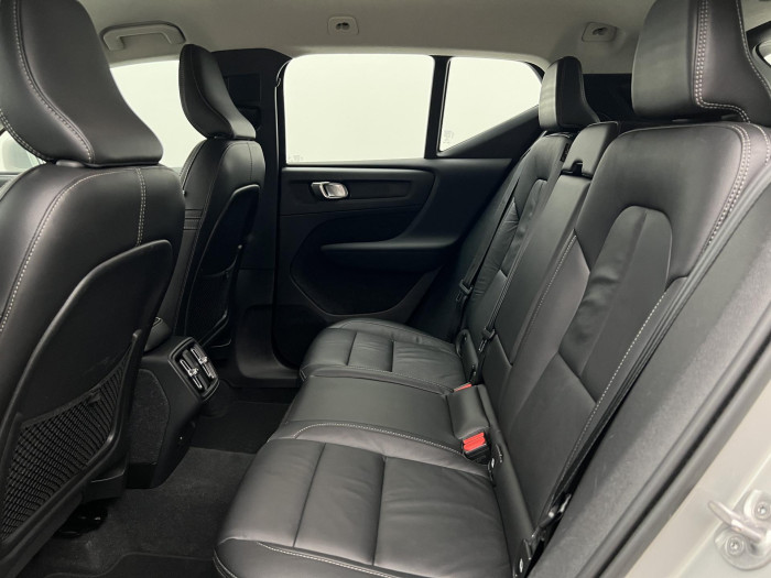 Volvo XC40 B4 PLUS BRIGHT AUT CZ