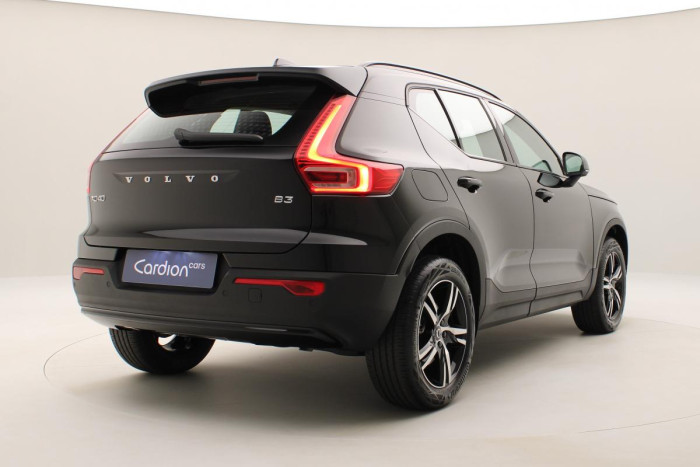 Volvo XC40 B3 AUT DARK PLUS