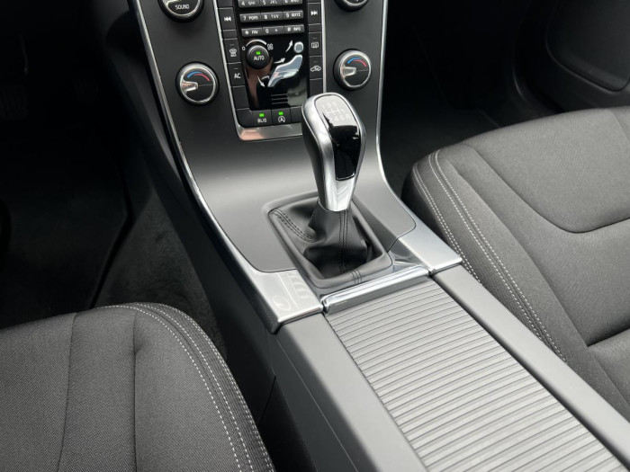 Volvo S60 D2 NAVIGACE 2.0 d