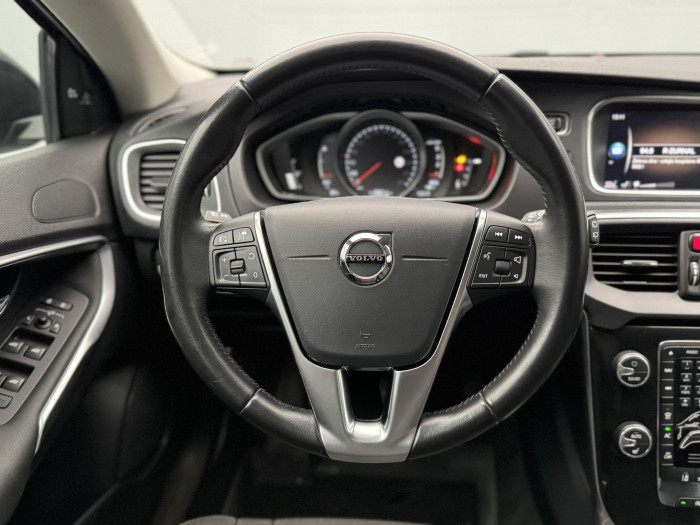 Volvo V40 CC MOMENTUM AUT 2.0 CC CC Momentum