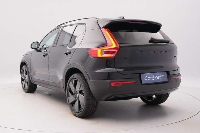 Volvo XC40 B3 AUT PLUS BLACK EDITION