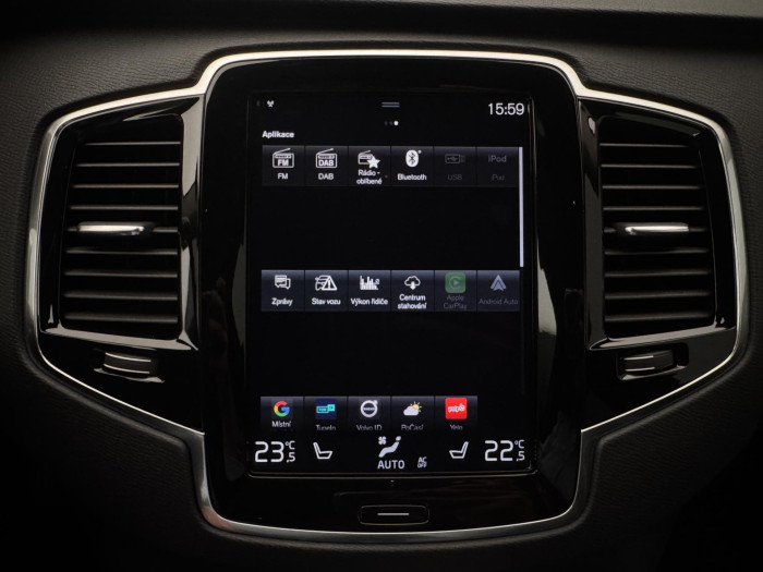 Volvo XC90 B5 AWD MOMENTUM PRO CZ 1.maj 2.0 Momentum