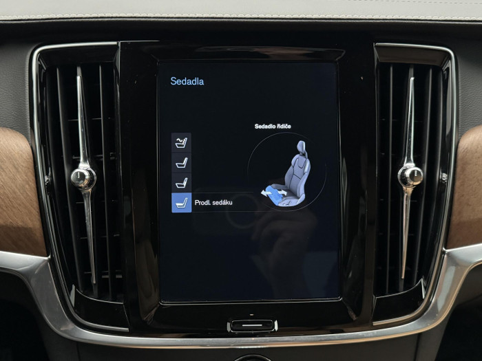 Volvo S90 D5 AWD INSCRIPTION REZERVACE 2.0 d