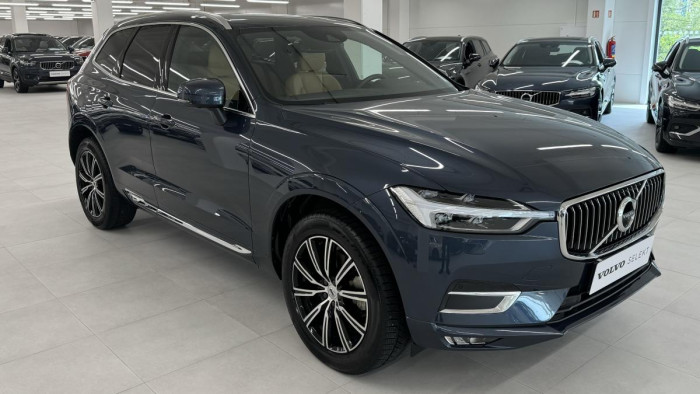 Volvo XC60 B4 AWD INSCRIPTION REZERVACE