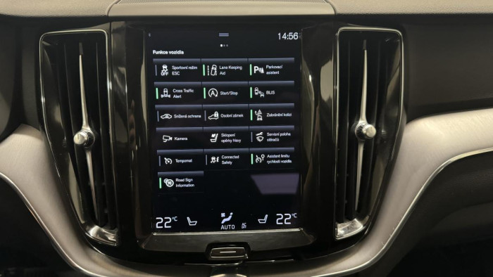 Volvo XC60 B4 AWD MOMENTUM AUT 2.0 Momentum