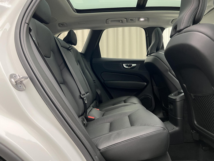 Volvo XC60 T6 AWD RECHARGE PLUS DARK AUT