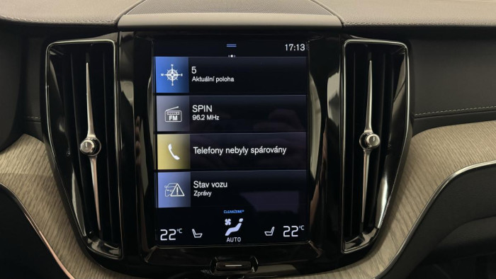 Volvo XC60 B5 AWD INSCRIPTION REZERVACE