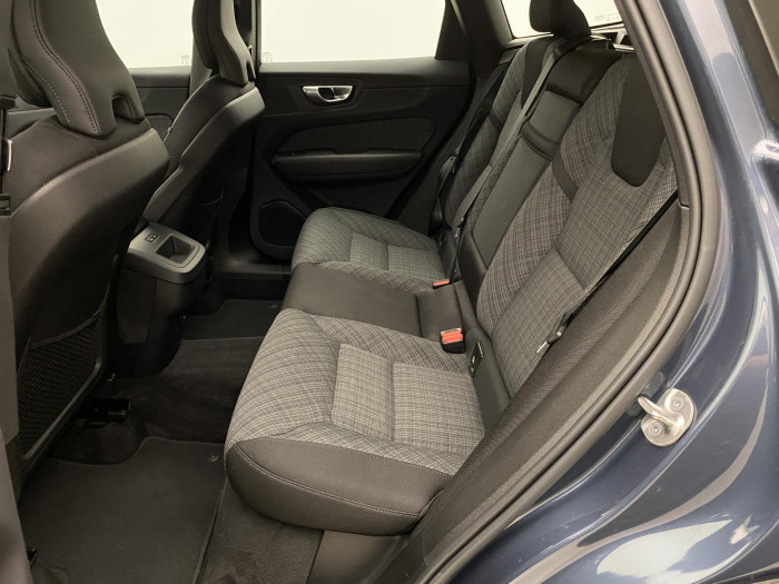 Volvo XC60 B4 CORE AUT CZ 1.maj