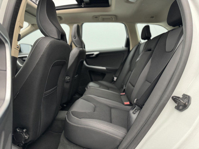 Volvo XC60 D5 AWD MOMENTUM 2.4 d Momentum