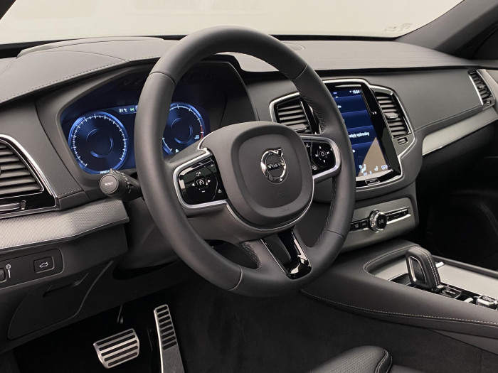 Volvo XC90 B6 AWD R-DESIGN AUT