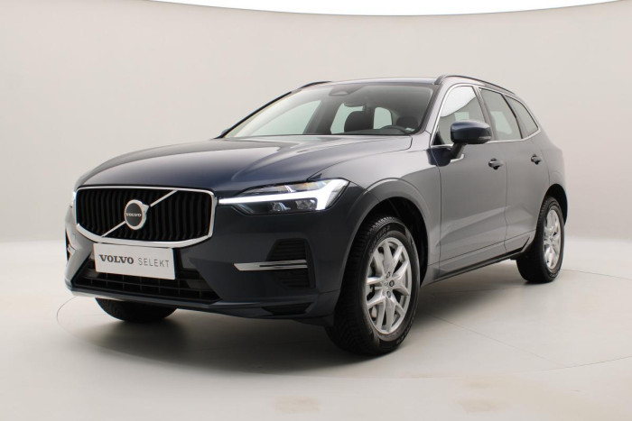 Volvo XC60 B4 MOMENTUM AUT REZERVACE 2.0 Momentum