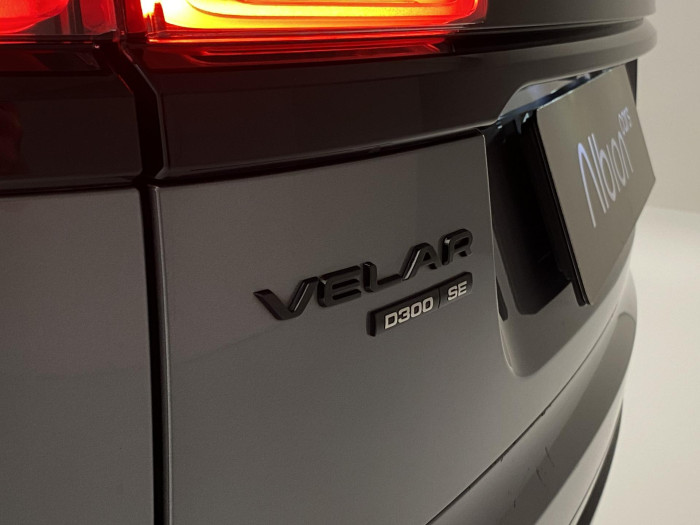 Land Rover Range Rover Velar D300 SE AWD AUT   REZERVACE 3.0 d SE