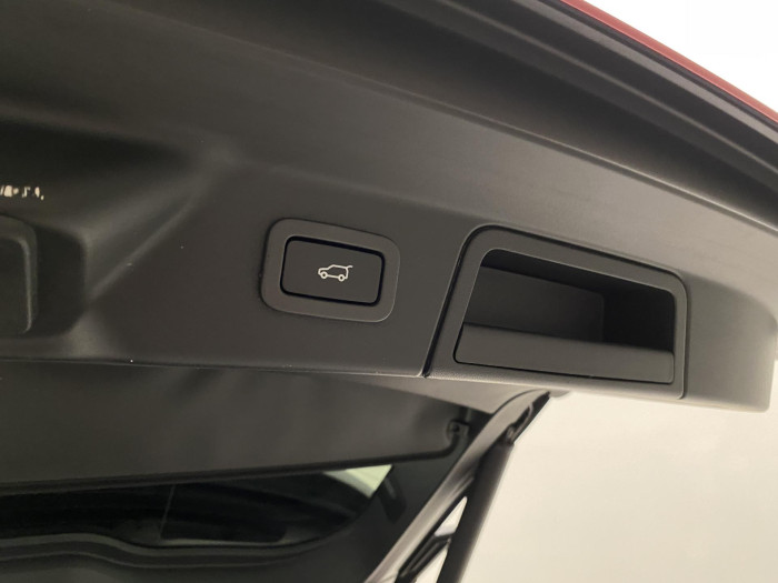 Land Rover Range Rover Velar D300 SE AWD AUT CZ 3.0 d SE