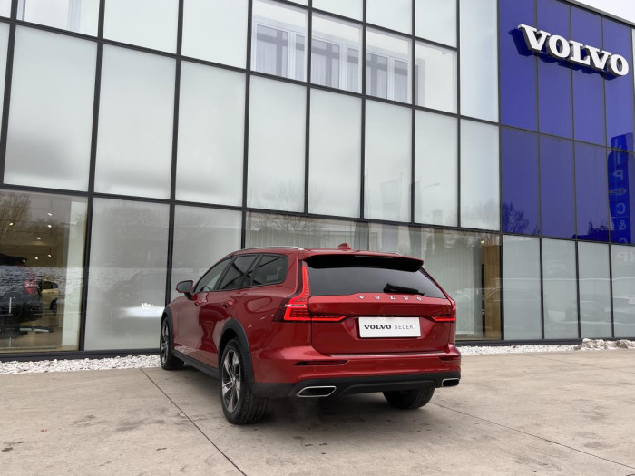 Volvo V60 CROSS COUNTRY D4 AWD Aut 1.maj 2.0 d