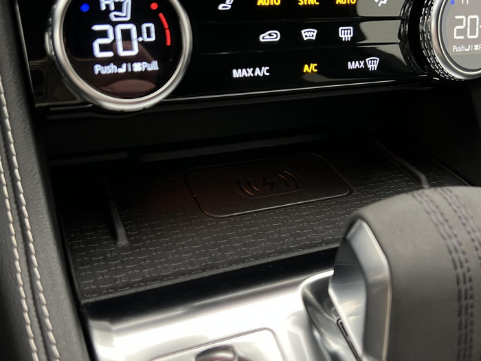 Jaguar F-Pace P400 R-DYNAMIC SE AWD AUT CZ 3.0 Dynamic SE