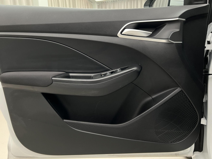 MG MG3 ESSENTIAL Hybrid+ AUT CZ