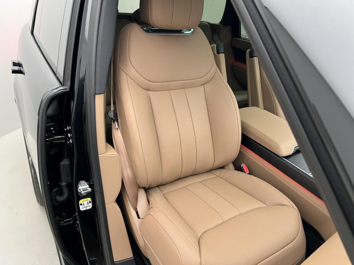 Land Rover Range Rover D350 HSE SWB AWD Aut REZERVACE 3.0 d