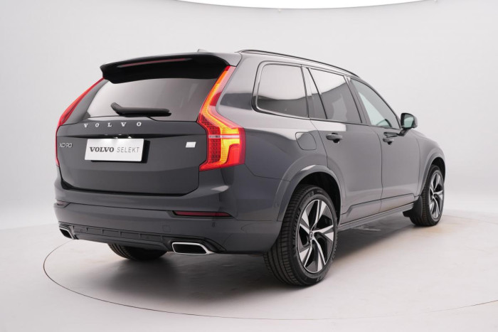 Volvo XC90 T8 AWD RECHARGE REZERVACE