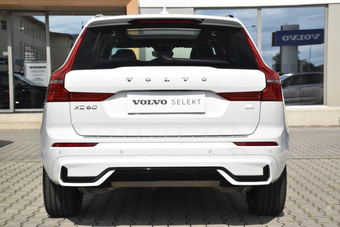 Volvo XC60 T8 AWD RECHARGE ULTIMATE 1.maj