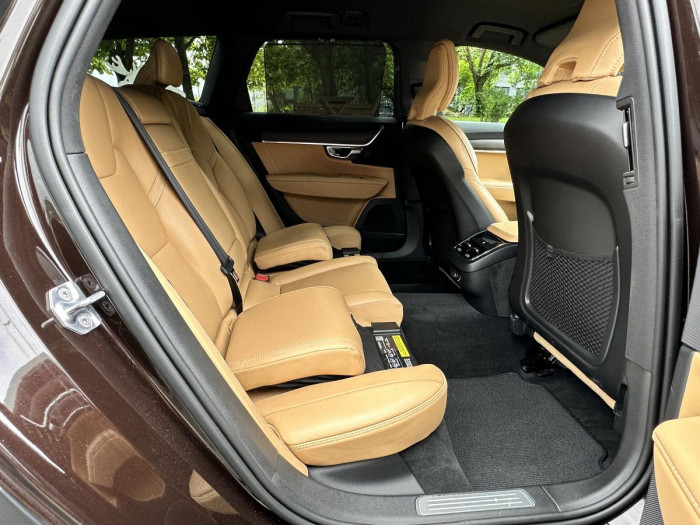 Volvo V90 CROSS COUNTRY D5 AWD REZERVACE 2.0 d