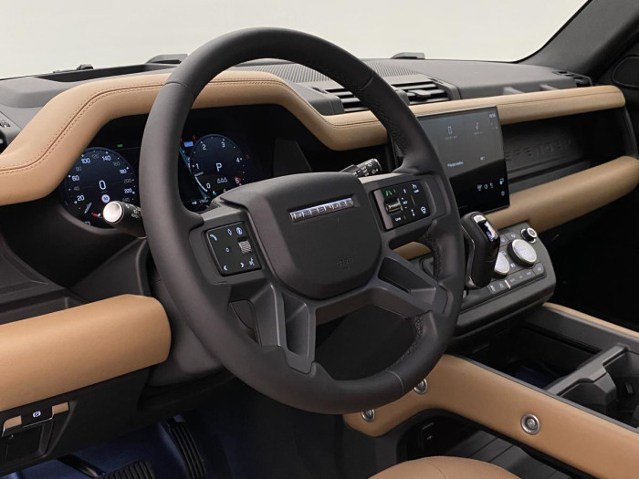 Land Rover Defender 110 D300 X-DYNAMIC HSE AWD AUT 3.0 d Dynamic