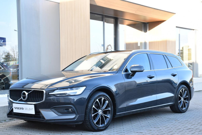Volvo V60 D3 MOMENTUM AUT REZERVACE 2.0 d Momentum