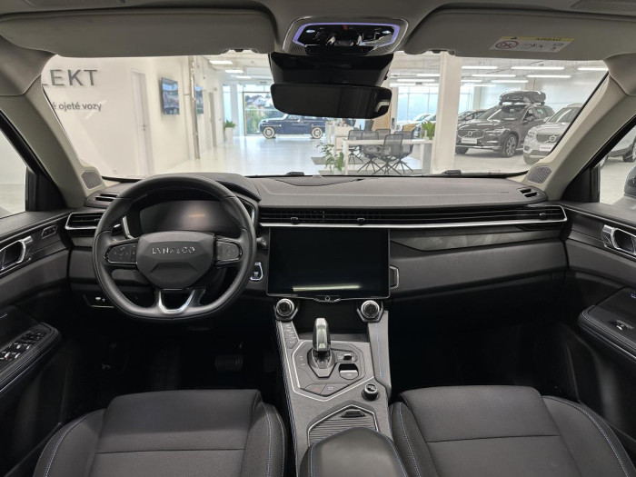 Lynk & Co 01 PHEV DCT AUT 1.maj. REZERVACE