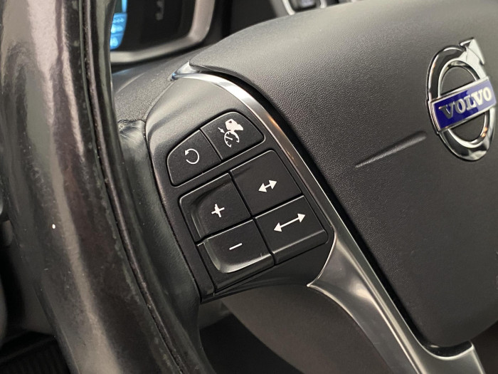 Volvo XC60 D5 AWD SUMMUM AUT CZ 2.4 d Summum