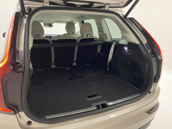 Volvo XC90 T8 AWD RECHARGE DARK PLUS 7m