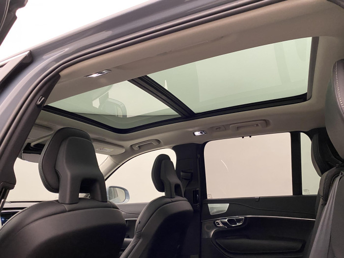 Volvo XC90 B6 AWD INSCRIPTION REZERVACE