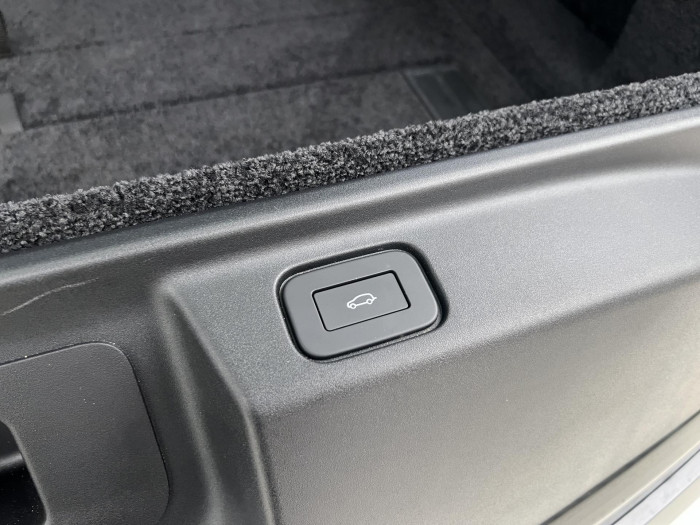 Land Rover Range Rover P550e AUTOBIOGRAPHY Aut SWB