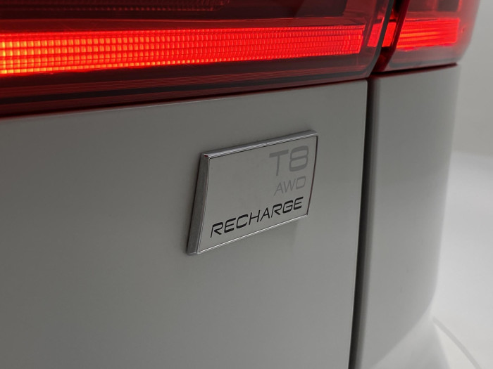 Volvo XC60 T8 AWD DARK PLUS RECHARGE AUT