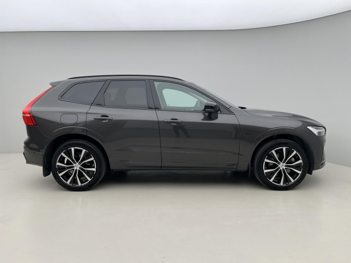 Volvo XC60 B4 AWD PLUS DARK AUT 1.maj.