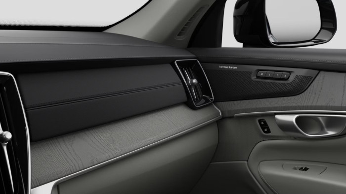 Volvo XC90 B5 AWD AUT DARK PLUS 7míst