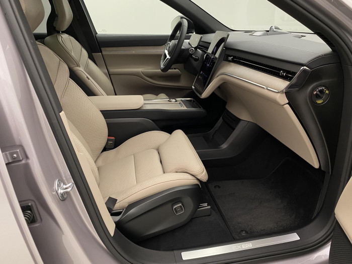Volvo EX90 PURE ELECTRIC TWIN ULTRA 7míst