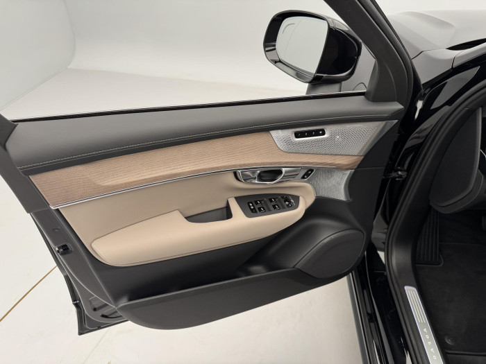 Volvo XC90 T8 AWD RECHARGE BRIGHT PLUS 7m