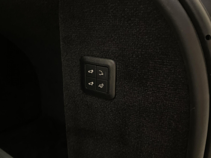 Land Rover Range Rover Sport 3.0 SDV6 HSE DYNAMIC REZERVACE 3.0 Dynamic